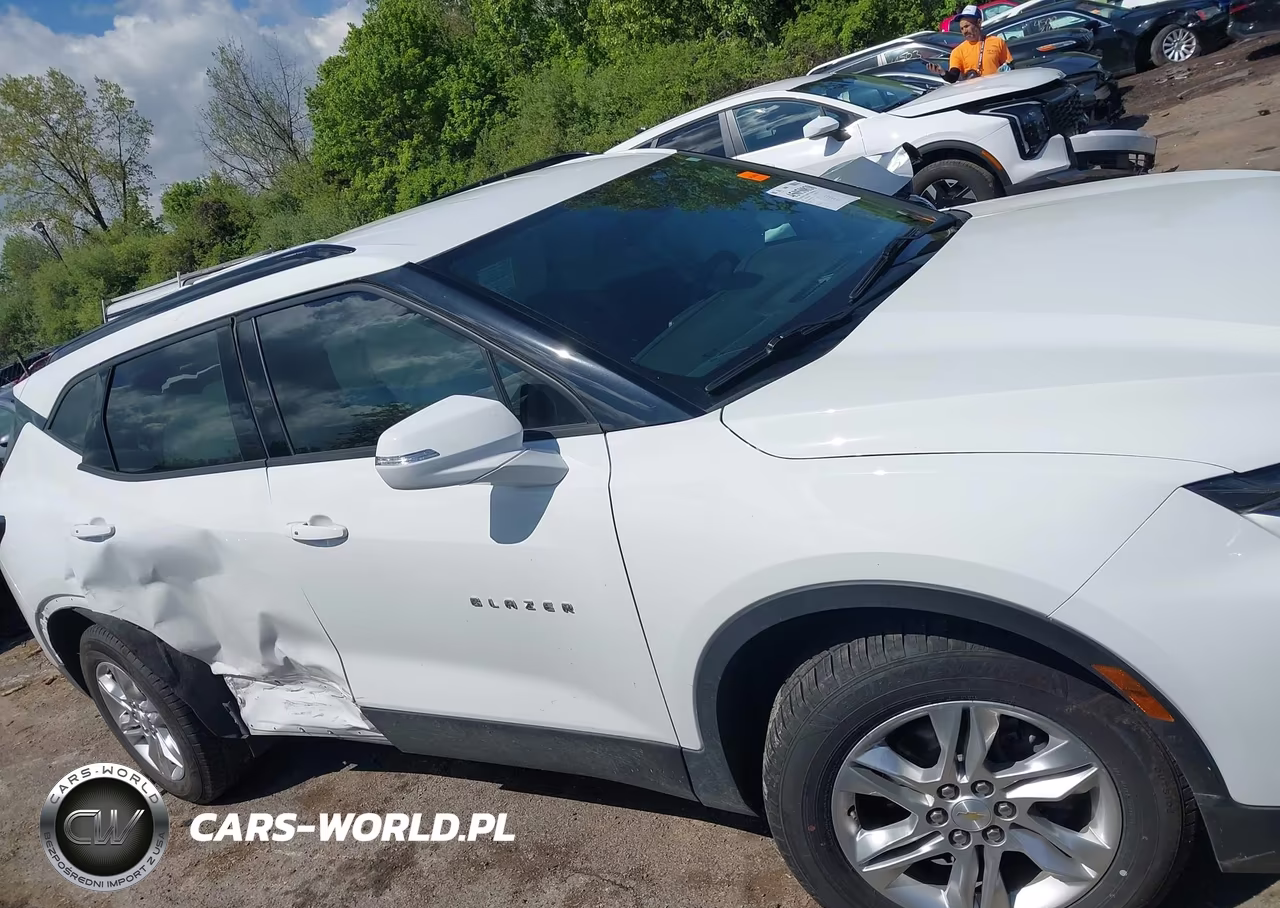 2021 Chevrolet Blazer Awd 2Lt VIN:3GNKBHR43MS529360 - 13