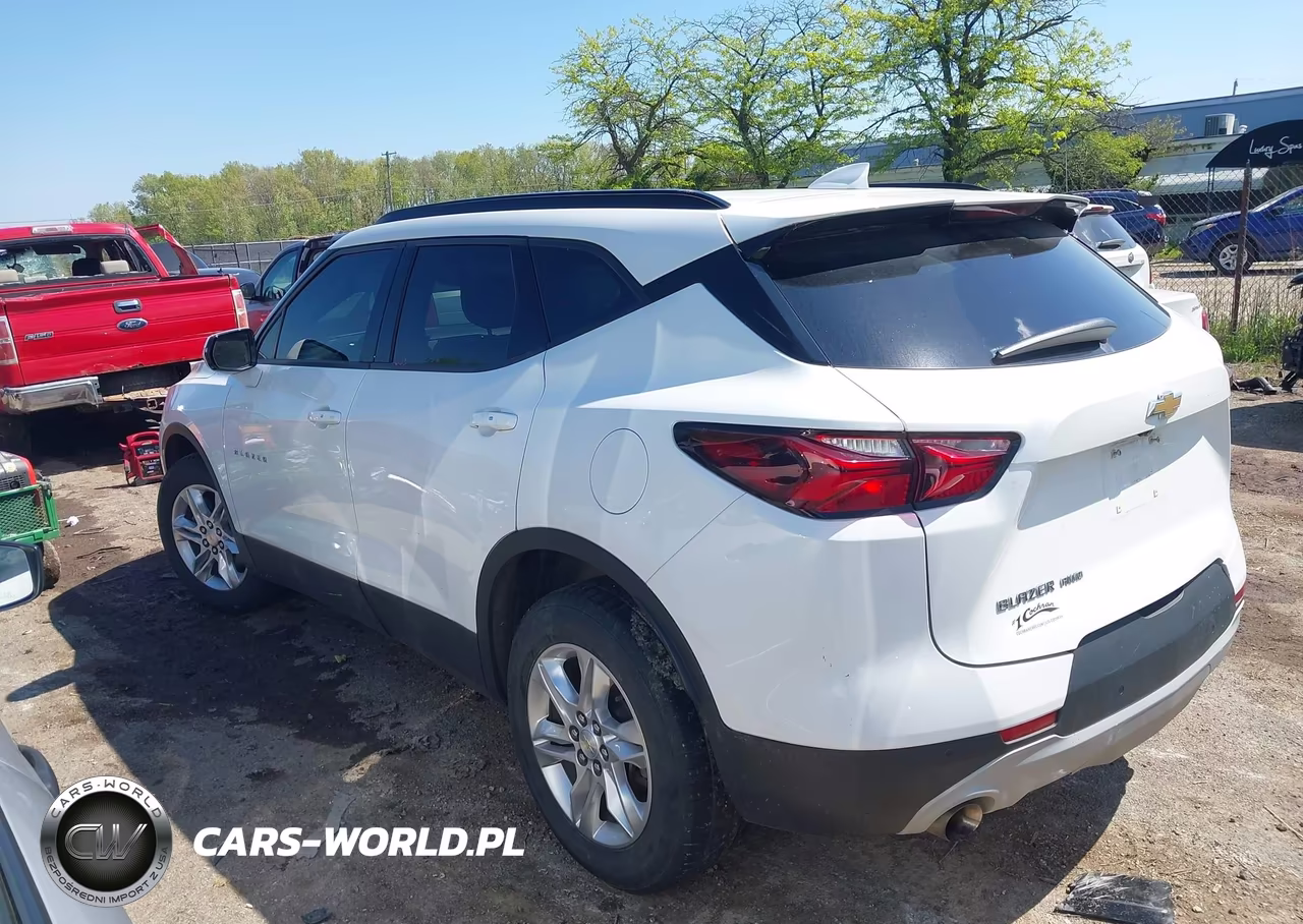 2021 Chevrolet Blazer Awd 2Lt VIN:3GNKBHR43MS529360 - 3