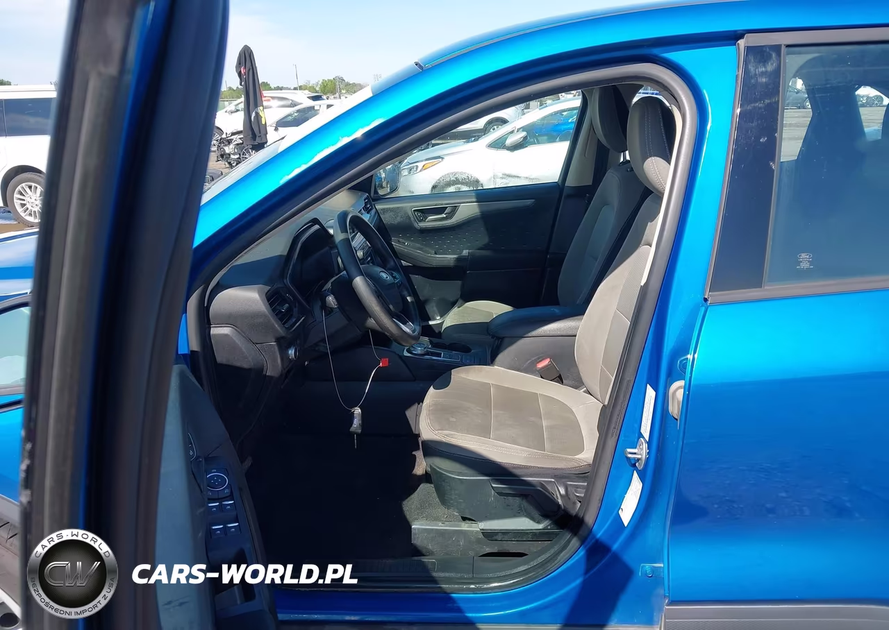 2020 Ford Escape S VIN:1FMCU0F68LUA24942 - 18