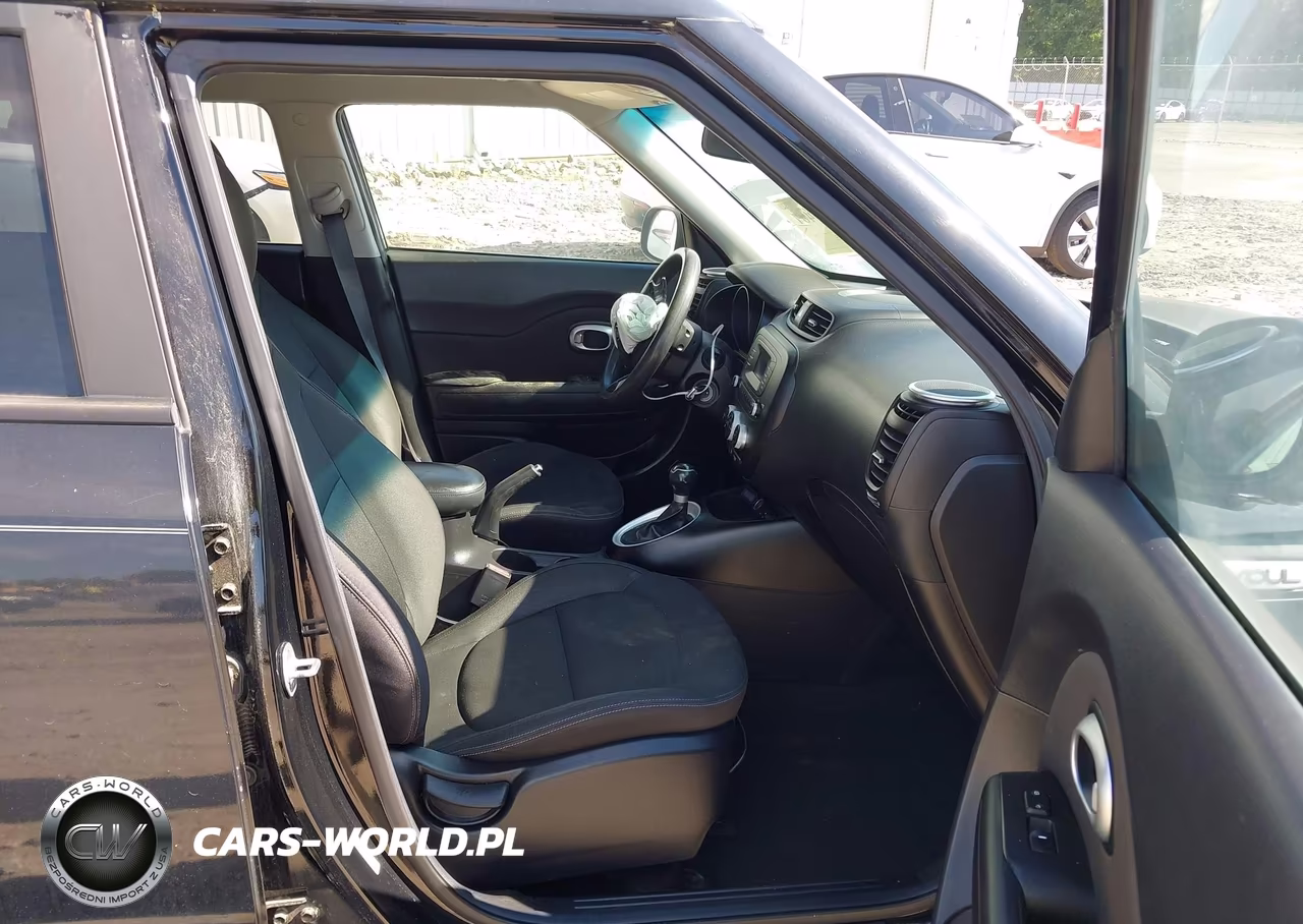 2016 Kia Soul VIN:KNDJN2A20G7361215 - 5