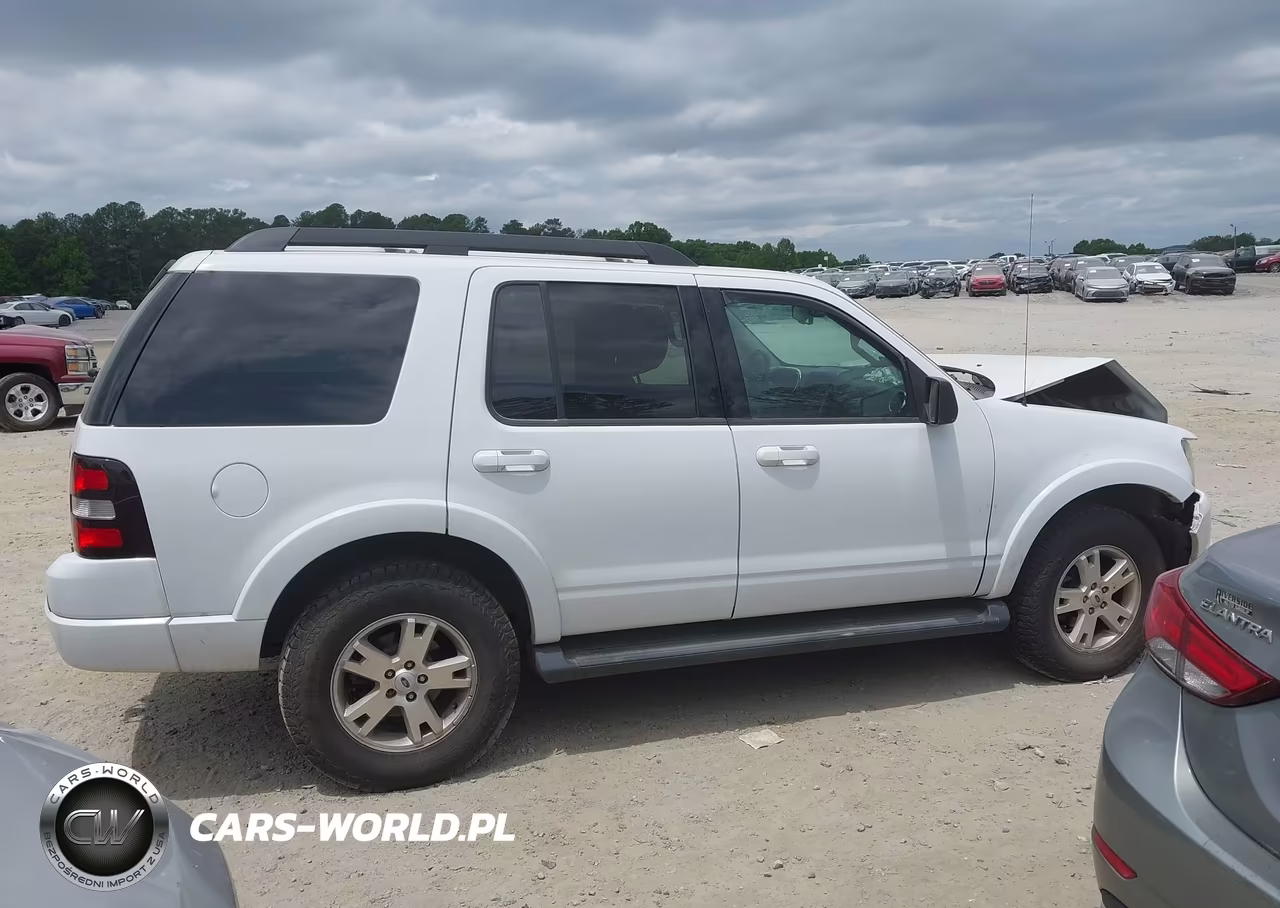2009 Ford Explorer Xlt VIN:1FMEU73809UA13997 - 13
