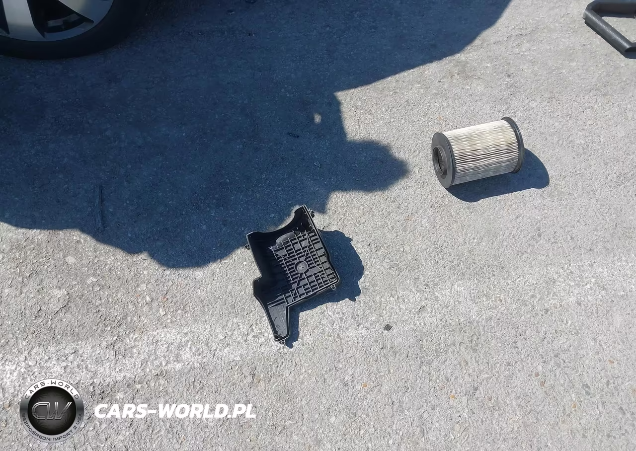 2019 Ford Escape Se VIN:1FMCU0GD2KUA42493 - 12