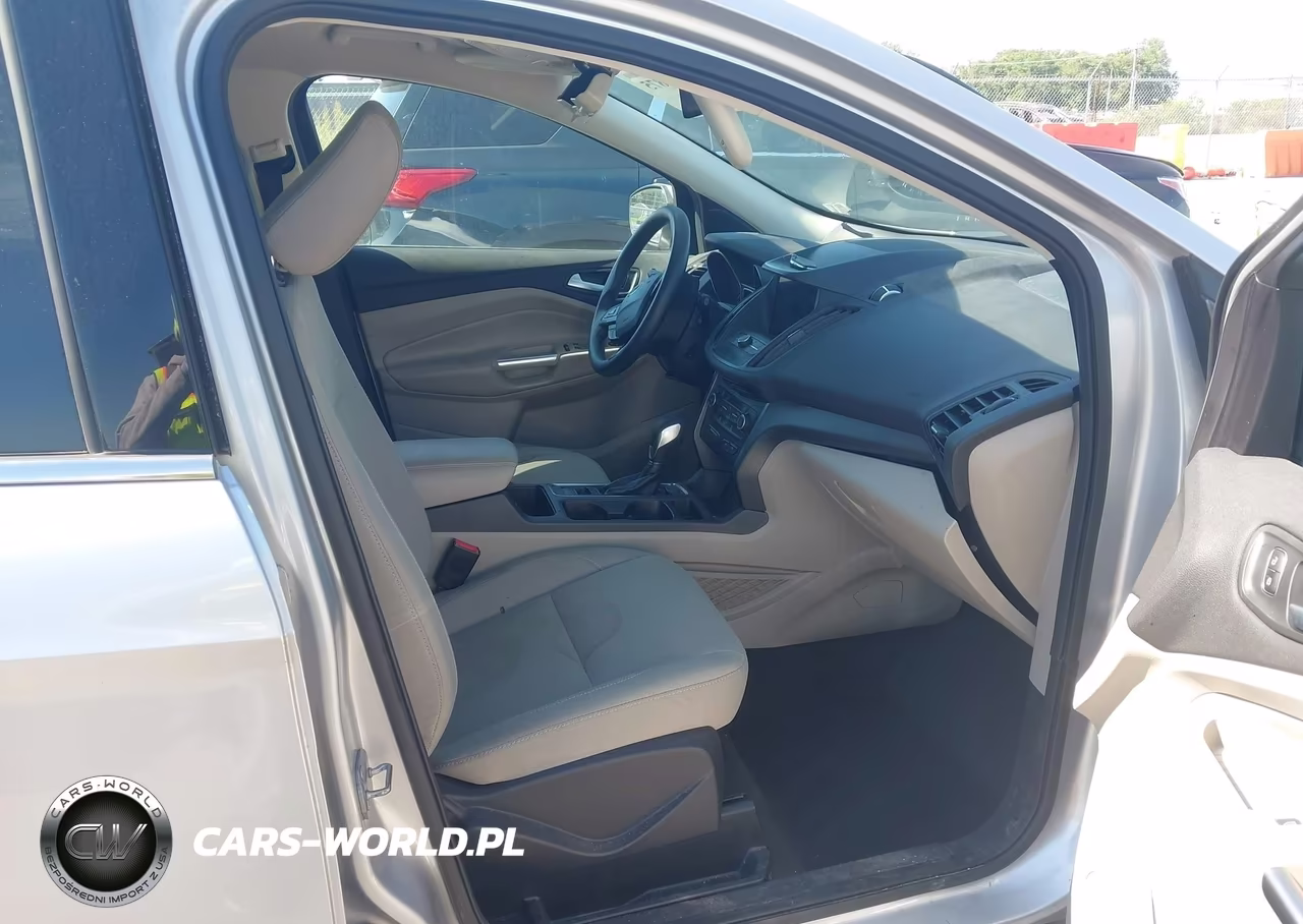 2019 Ford Escape Se VIN:1FMCU0GD2KUA42493 - 5