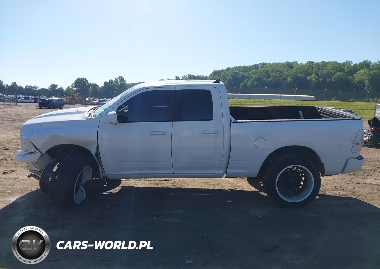 2016 Ram 1500 Big Horn VIN:1C6RR7GT3GS111301 - 14
