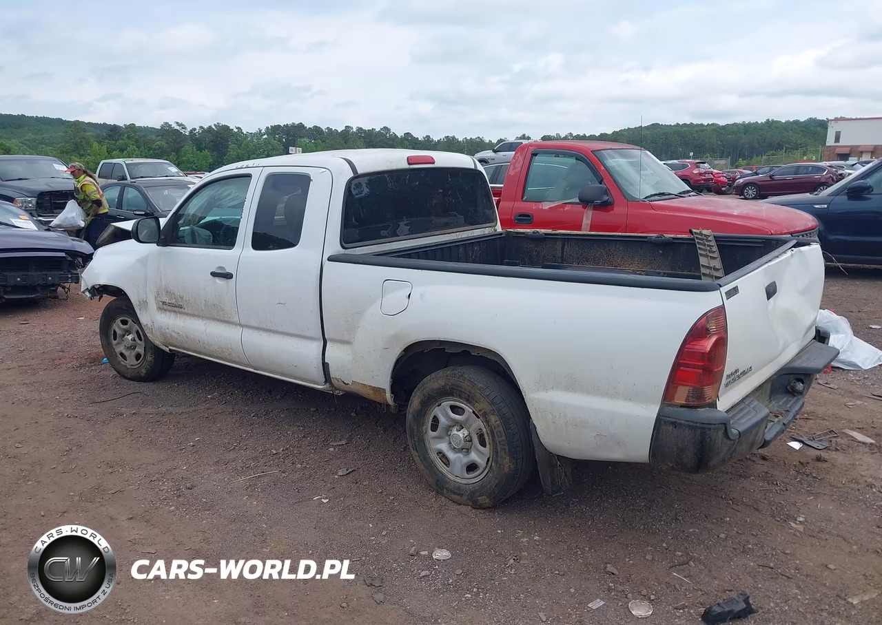2014 Toyota Tacoma VIN:5TFTX4CN4EX039387 - 3