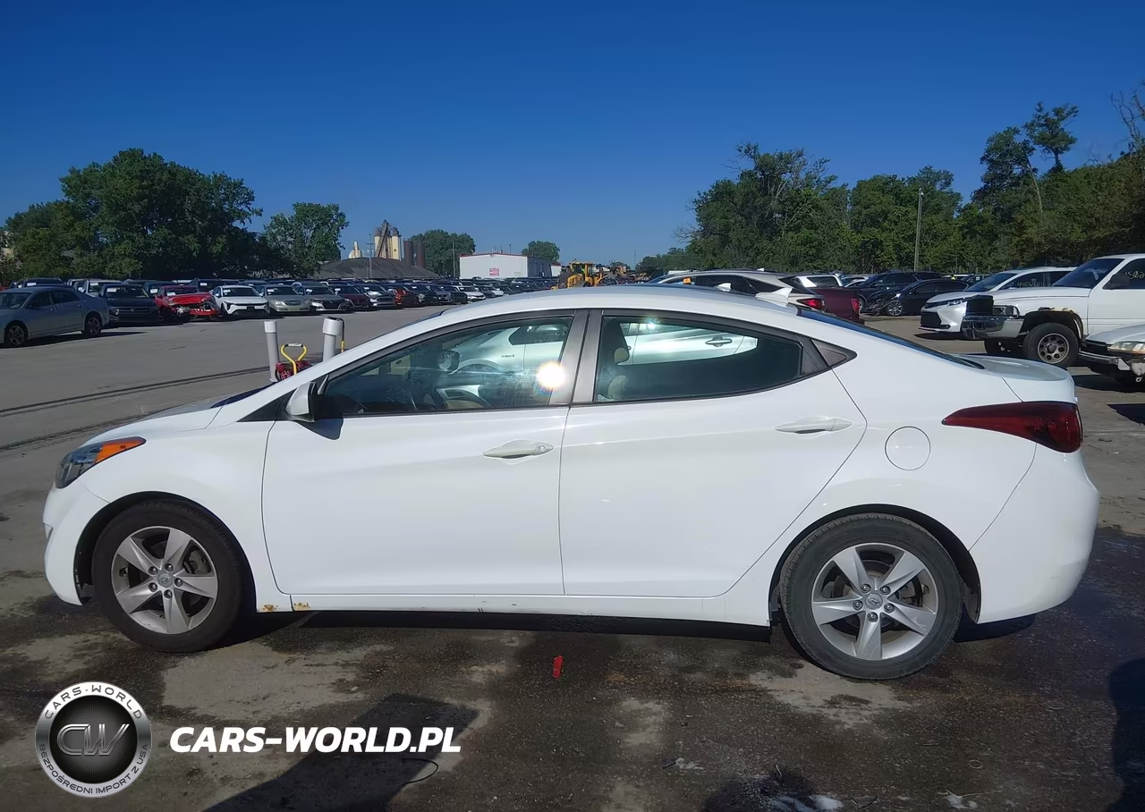 2012 Hyundai Elantra Gls VIN:5NPDH4AE7CH110580 - 14