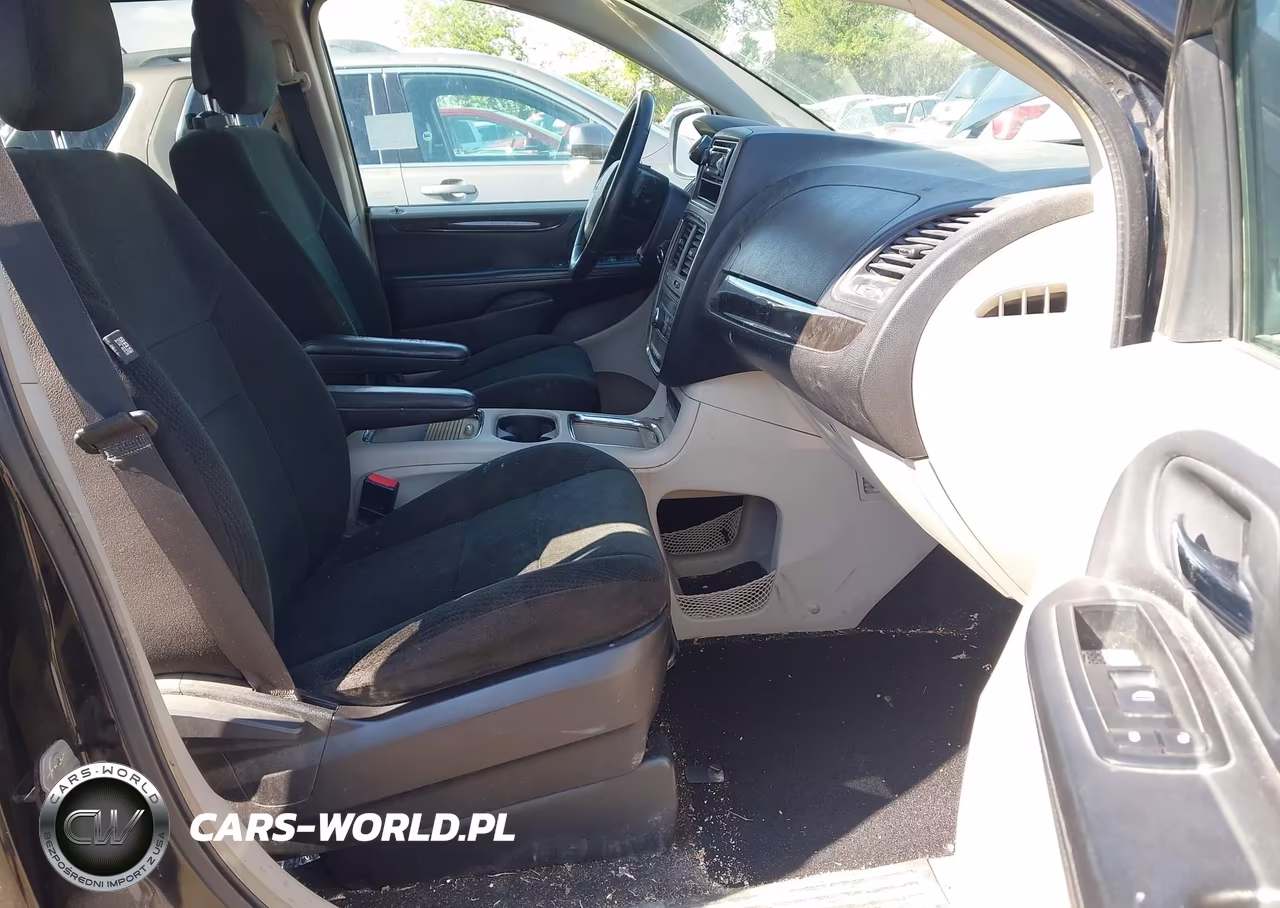 2012 Dodge Grand Caravan Crew VIN:2C4RDGDG7CR129228 - 5