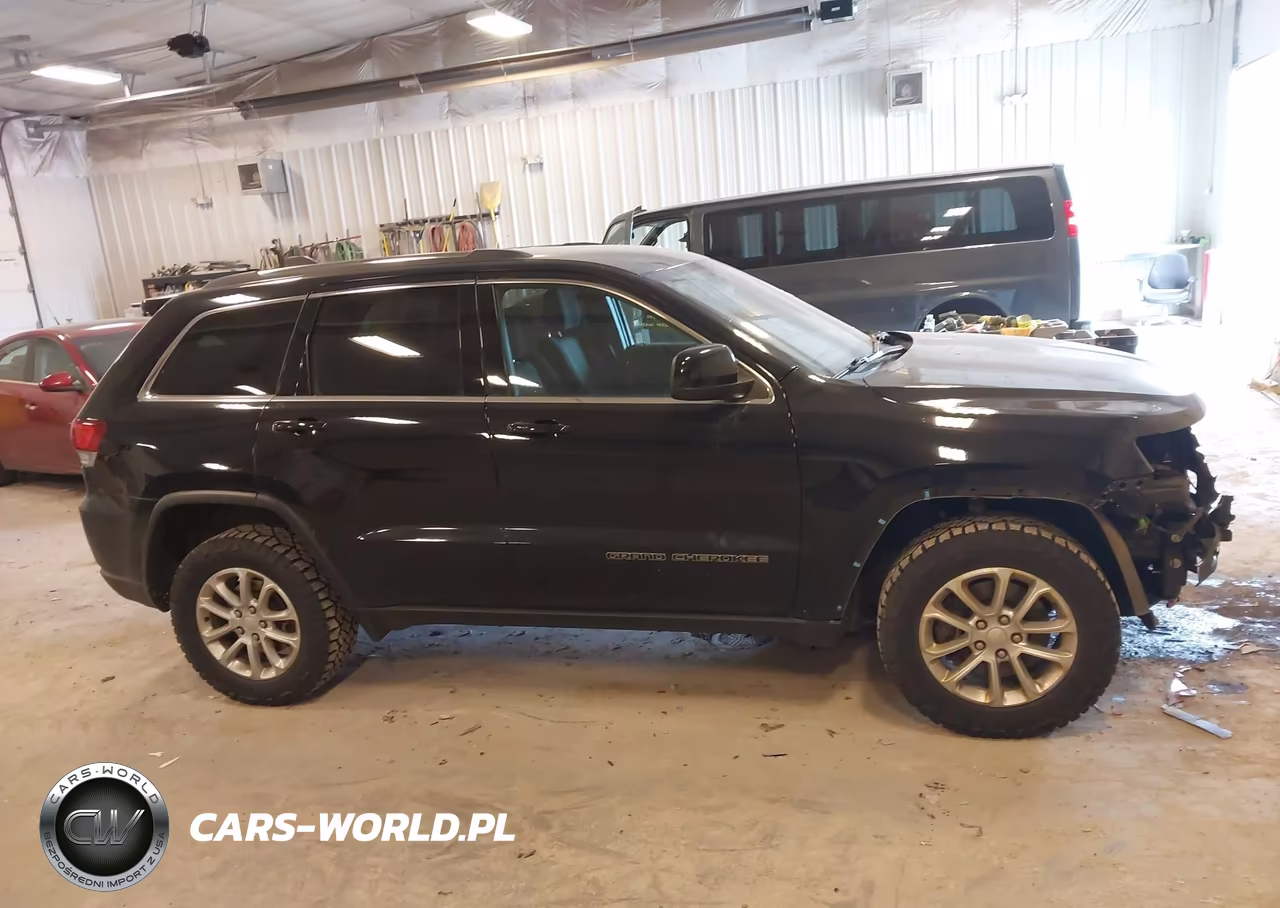 2021 Jeep Grand Cherokee Laredo E 4X4 VIN:1C4RJFAG6MC524244 - 13