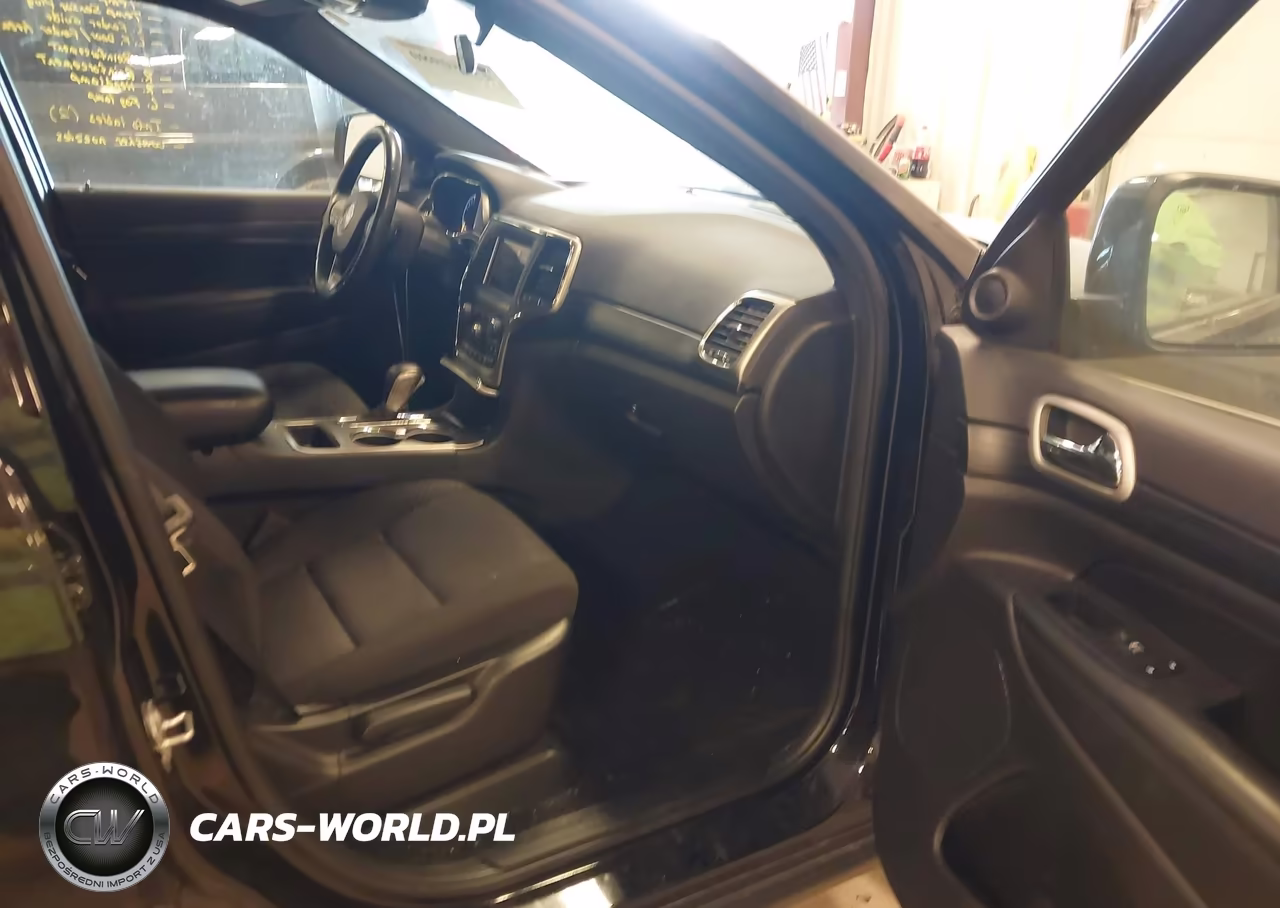 2021 Jeep Grand Cherokee Laredo E 4X4 VIN:1C4RJFAG6MC524244 - 5