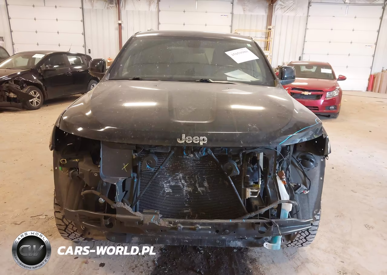 2021 Jeep Grand Cherokee Laredo E 4X4 VIN:1C4RJFAG6MC524244 - 6