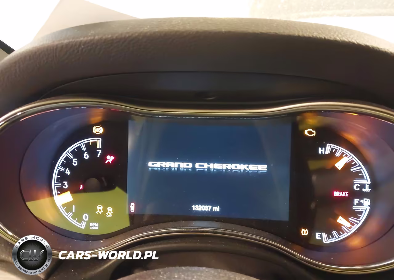 2021 Jeep Grand Cherokee Laredo E 4X4 VIN:1C4RJFAG6MC524244 - 7