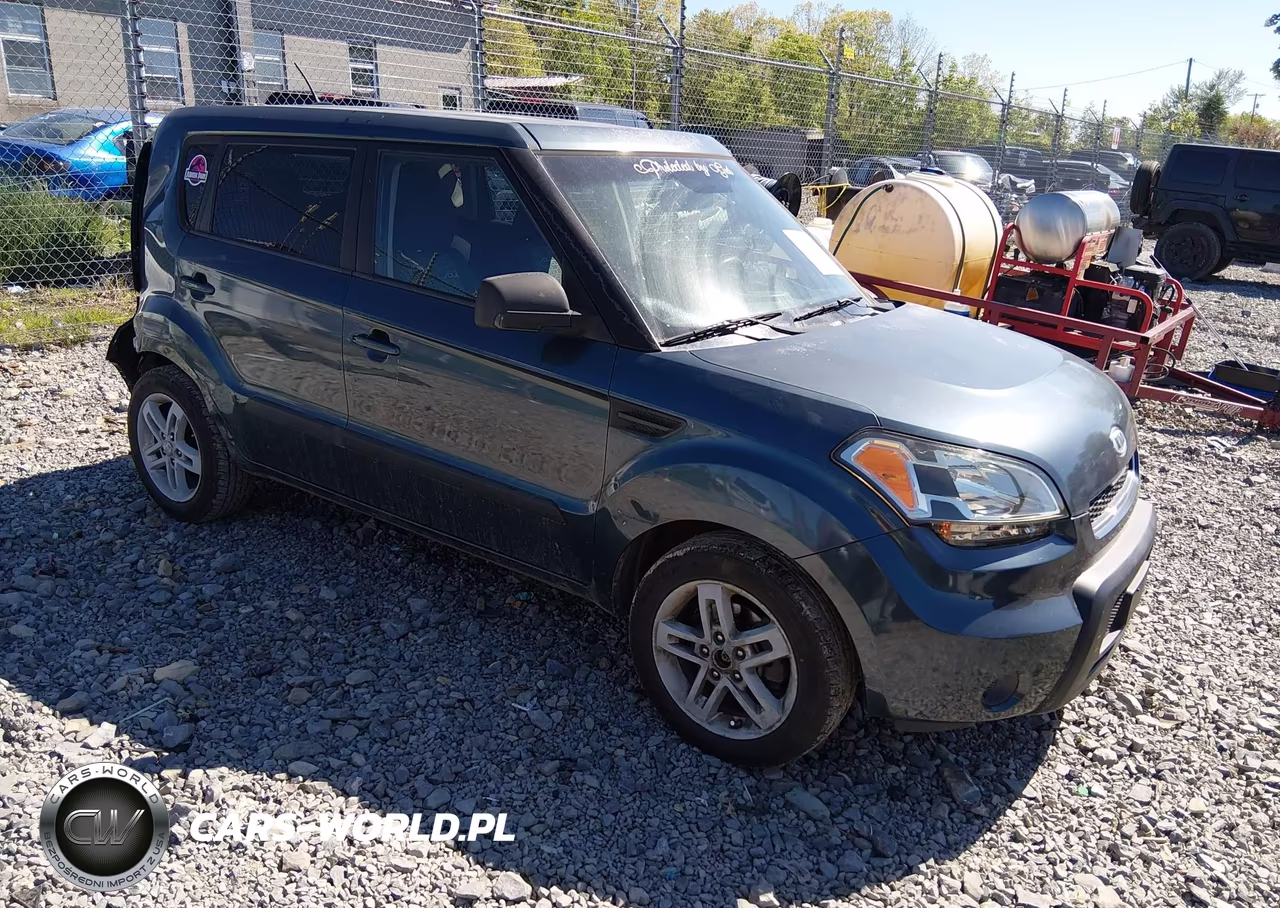 2011 Kia Soul +