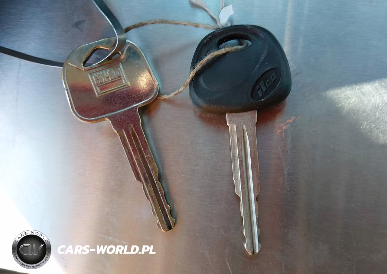 2011 Kia Soul + VIN:KNDJT2A27B7345222 - 11
