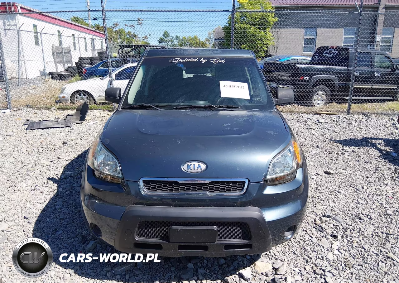 2011 Kia Soul + VIN:KNDJT2A27B7345222 - 13