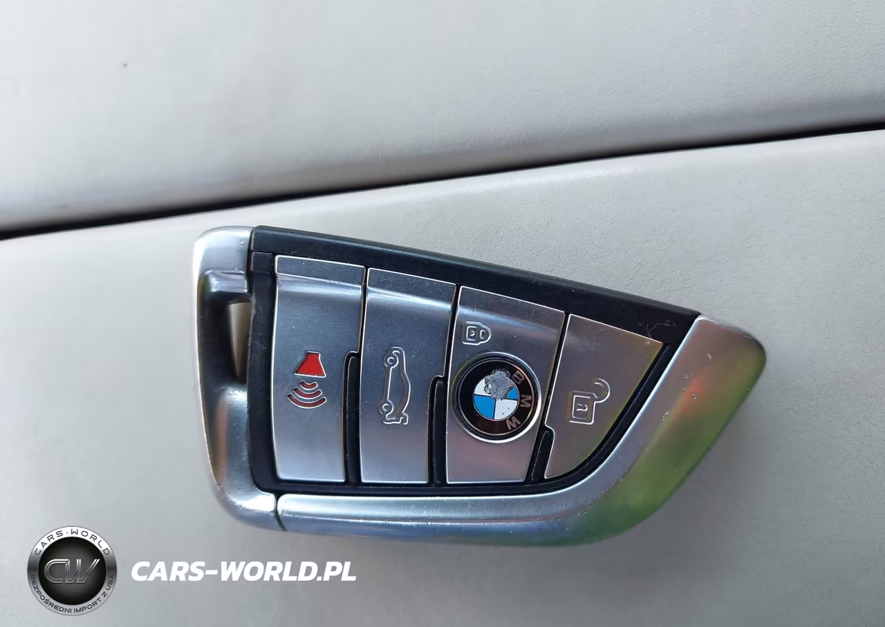 2016 BMW 750I VIN:WBA7F0C59GGL99185 - 11