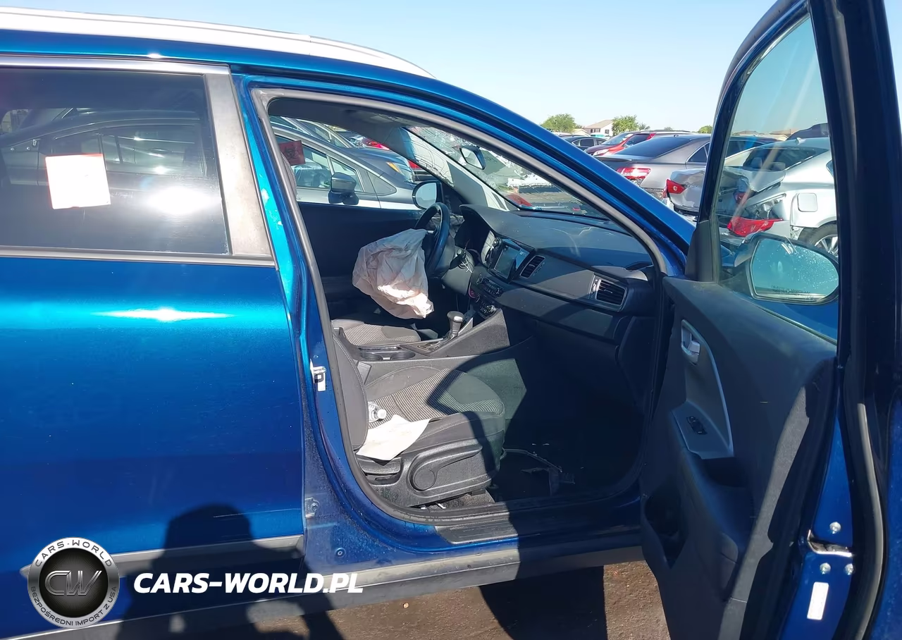 2017 Kia Niro Lx VIN:KNDCB3LCXH5057416 - 5