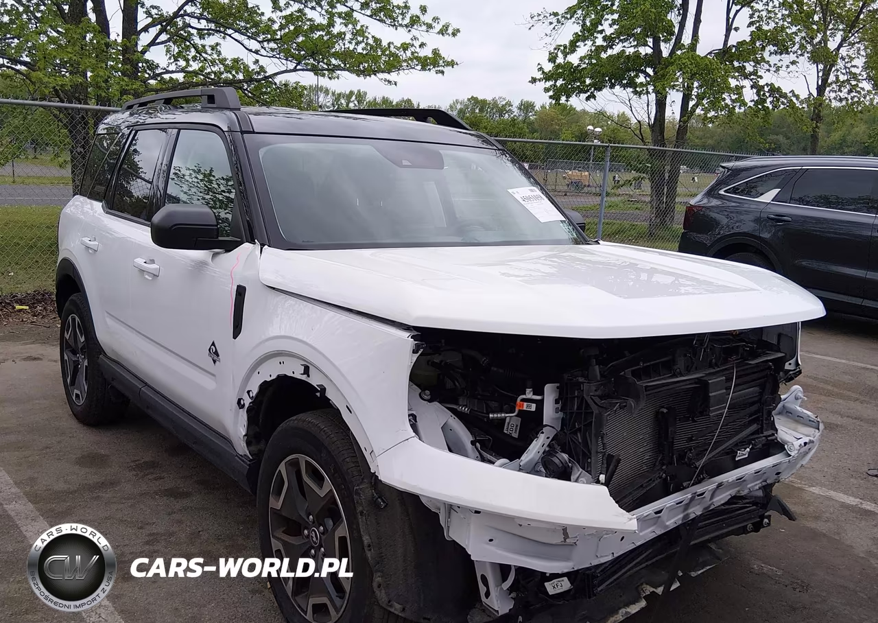 2024 Ford Bronco Sport Outer Banks – zdjęcie 1 z 18