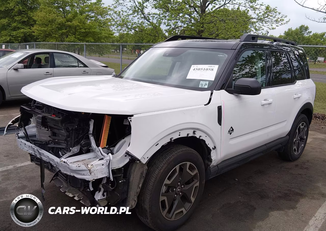 2024 Ford Bronco Sport Outer Banks VIN:3FMCR9C62RRE38261 - 18