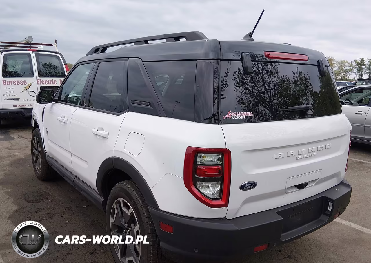 2024 Ford Bronco Sport Outer Banks VIN:3FMCR9C62RRE38261 - 3