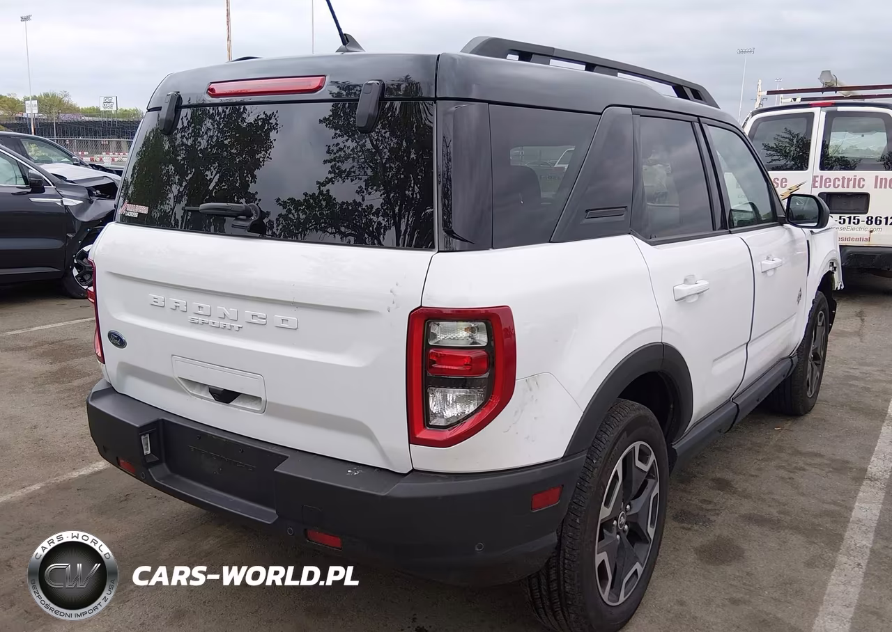 2024 Ford Bronco Sport Outer Banks VIN:3FMCR9C62RRE38261 - 4
