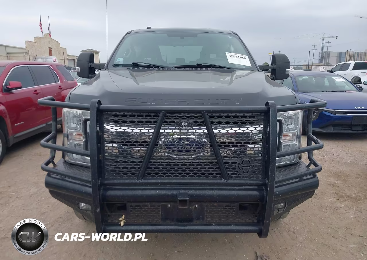 2017 Ford F-250 Xlt VIN:1FT7W2B6XHEE63045 - 12