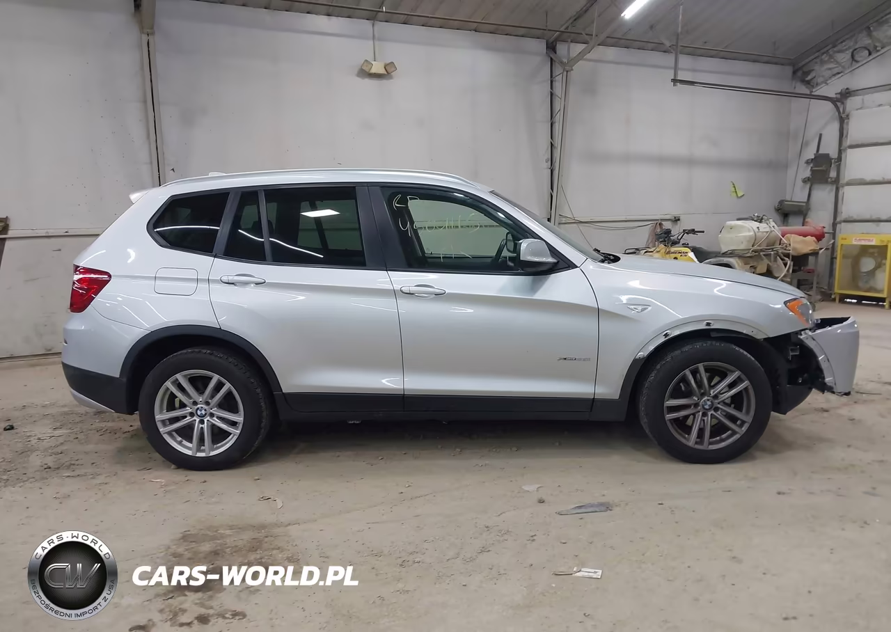 2012 BMW X3 xDrive28I VIN:5UXWX5C58CL724076 - 13