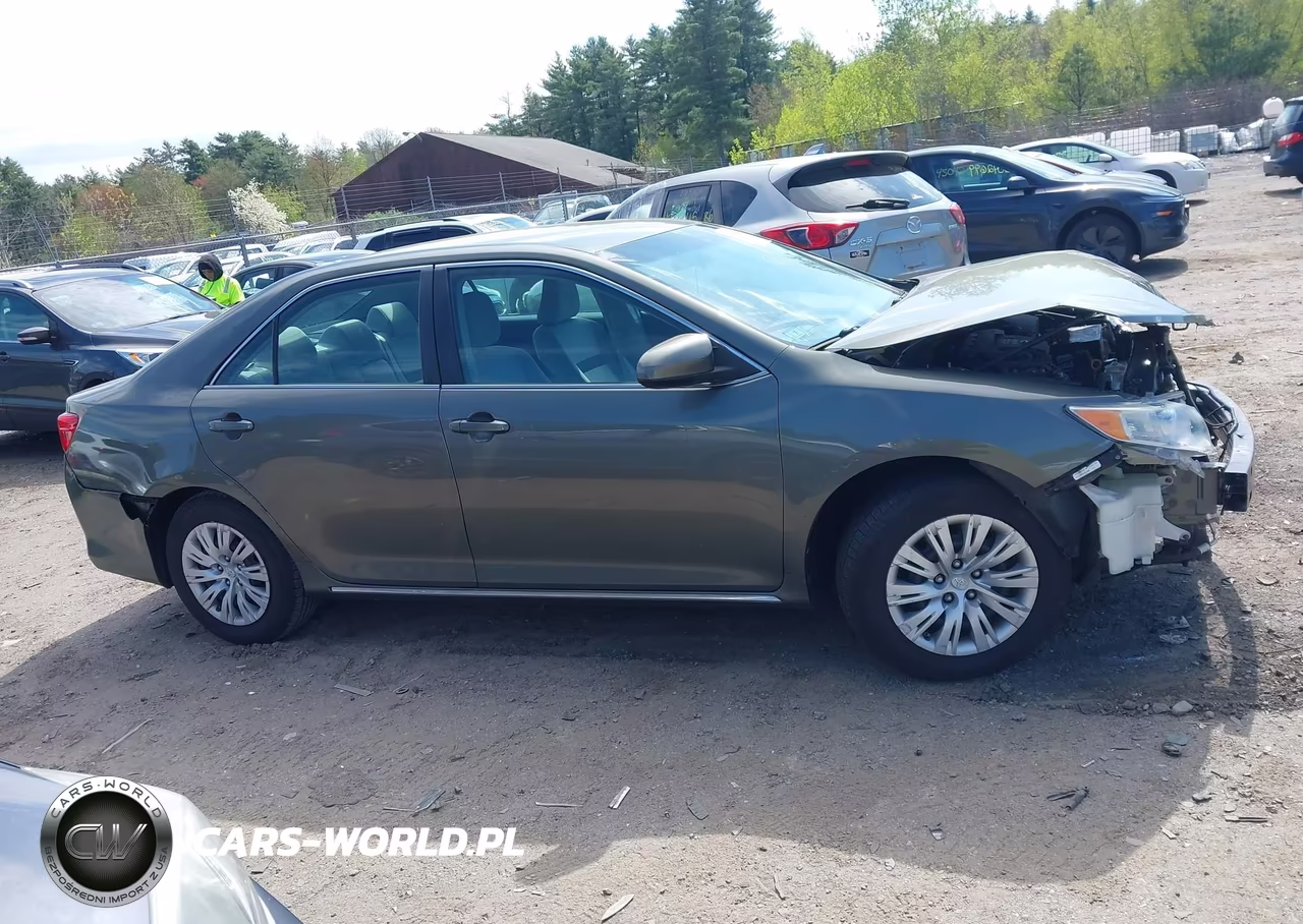 2012 Toyota Camry Le VIN:4T4BF1FK8CR235864 - 14