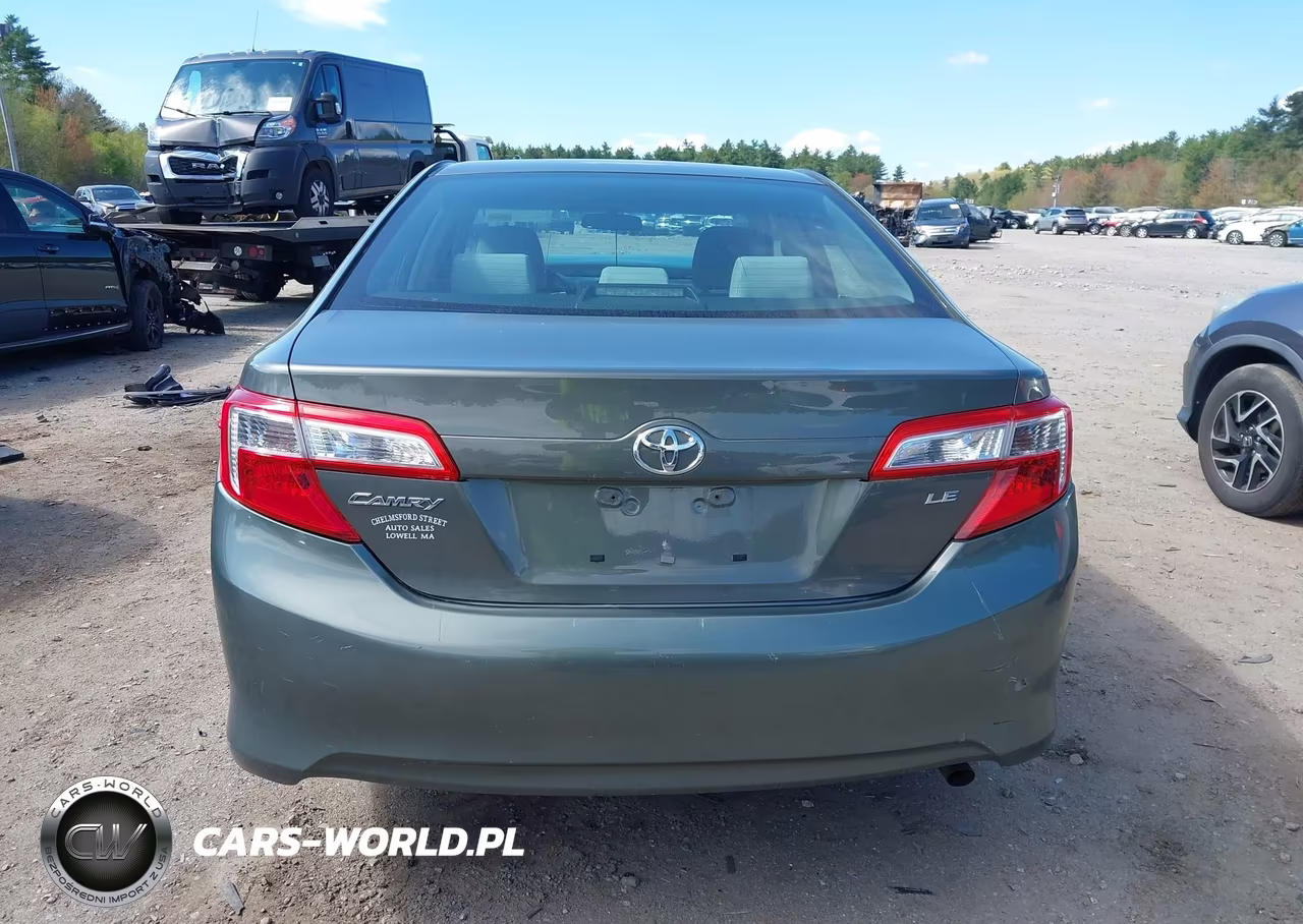 2012 Toyota Camry Le VIN:4T4BF1FK8CR235864 - 17