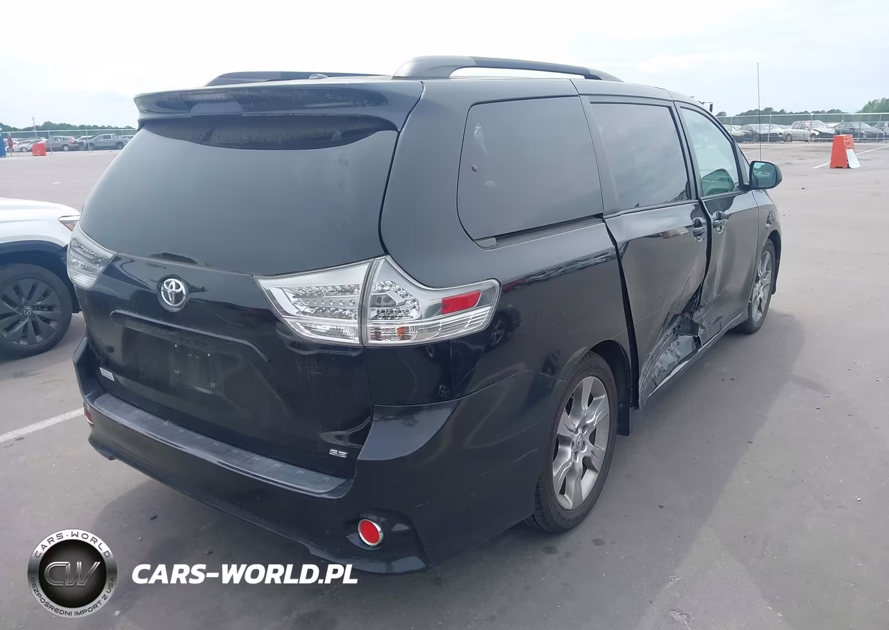 2012 Toyota Sienna Se 8 Passenger VIN:5TDXK3DC9CS279089 - 4
