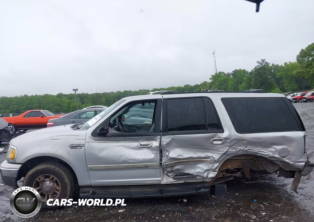 1999 Ford Expedition Eddie Bauer-Xlt VIN:1FMRU1762XLA69854 - 14