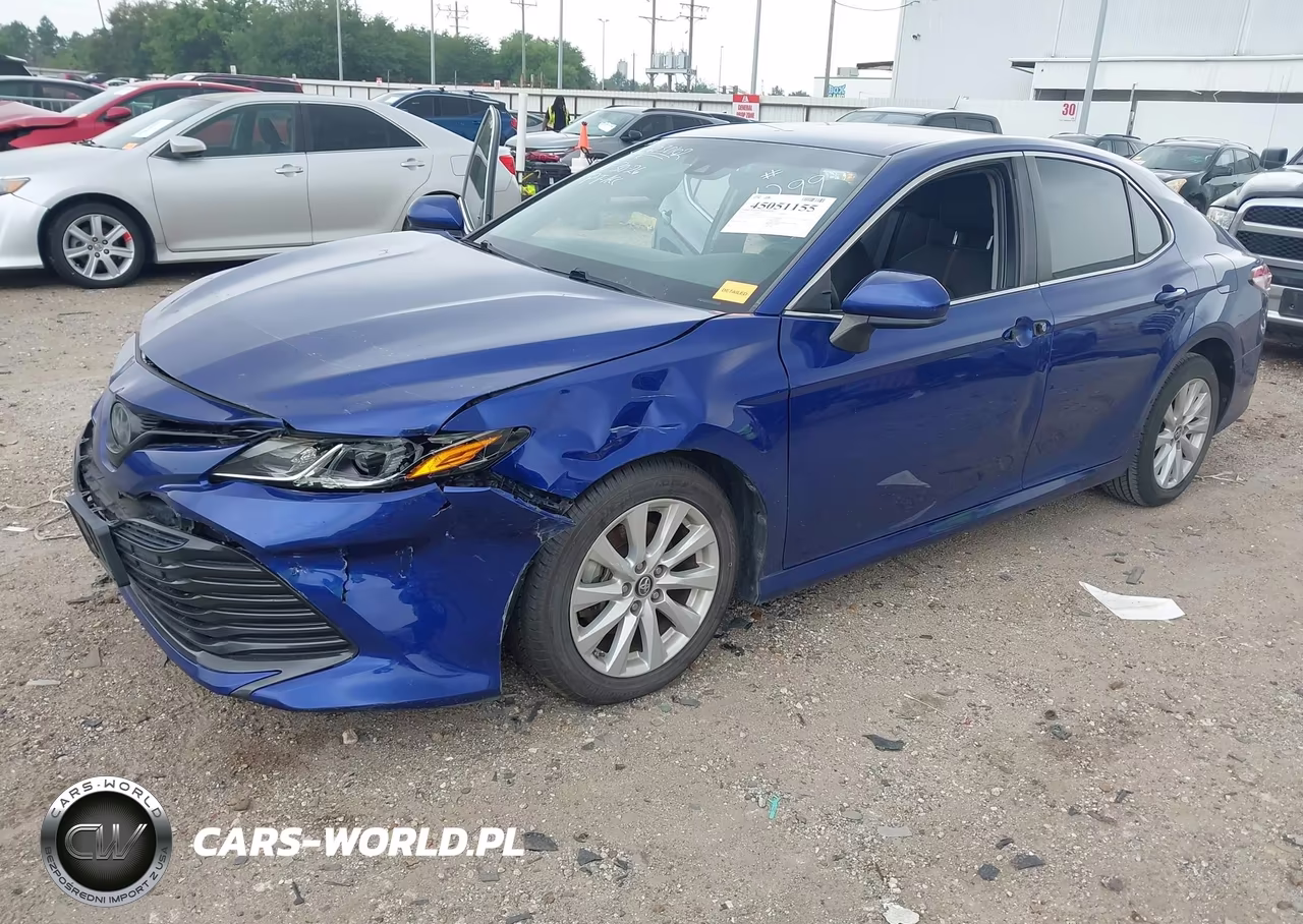 2018 Toyota Camry Le VIN:4T1B11HK6JU611299 - 2
