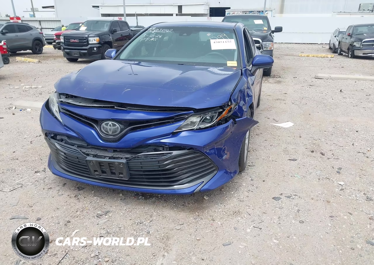 2018 Toyota Camry Le VIN:4T1B11HK6JU611299 - 6