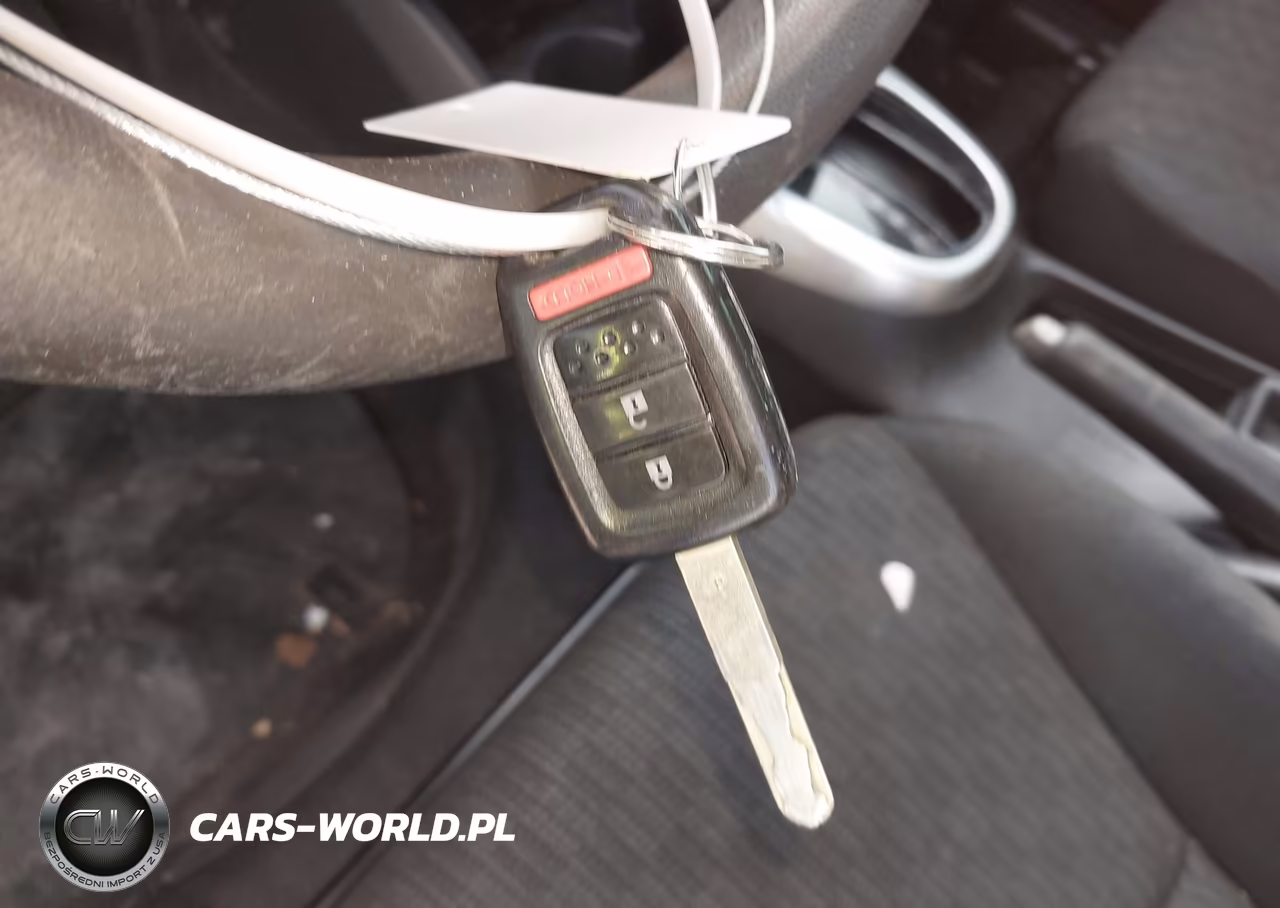 2015 Honda Fit Lx VIN:3HGGK5H5XFM721231 - 11