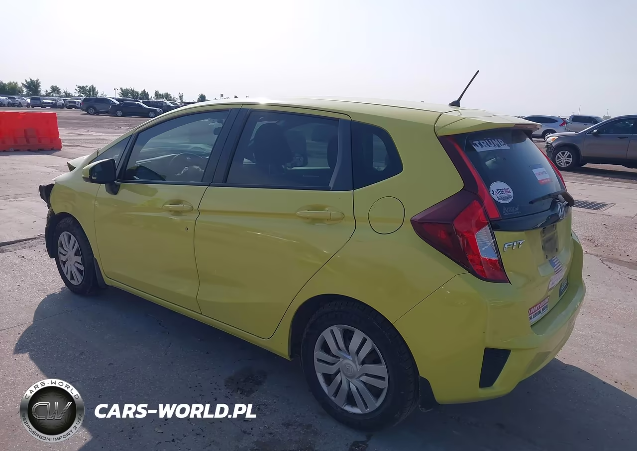 2015 Honda Fit Lx VIN:3HGGK5H5XFM721231 - 3