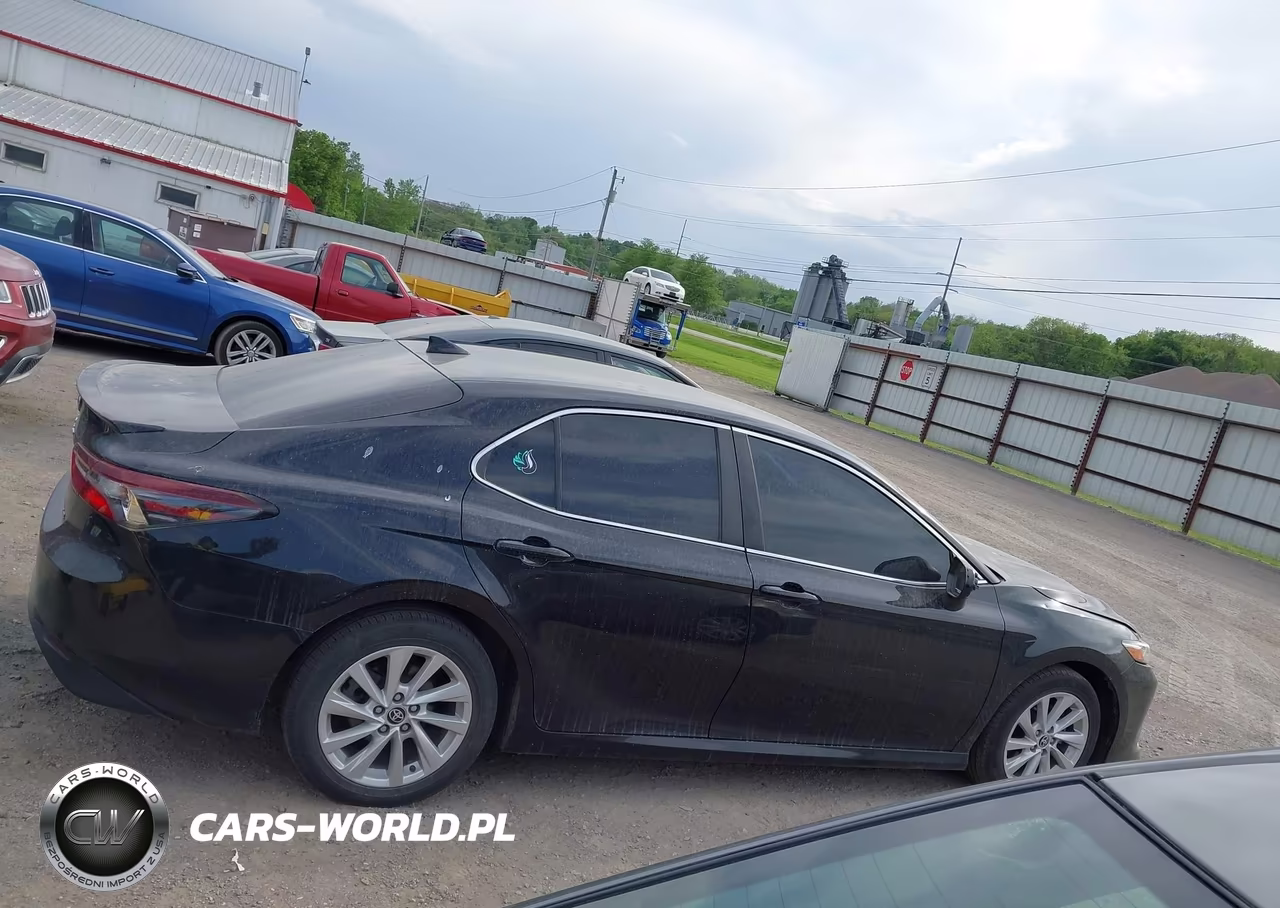 2022 Toyota Camry Le VIN:4T1C11AKXNU674314 - 13