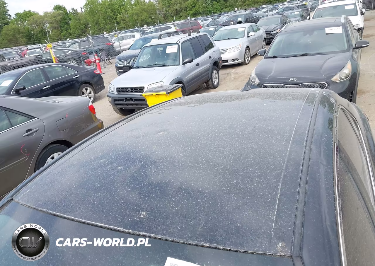 2022 Toyota Camry Le VIN:4T1C11AKXNU674314 - 18