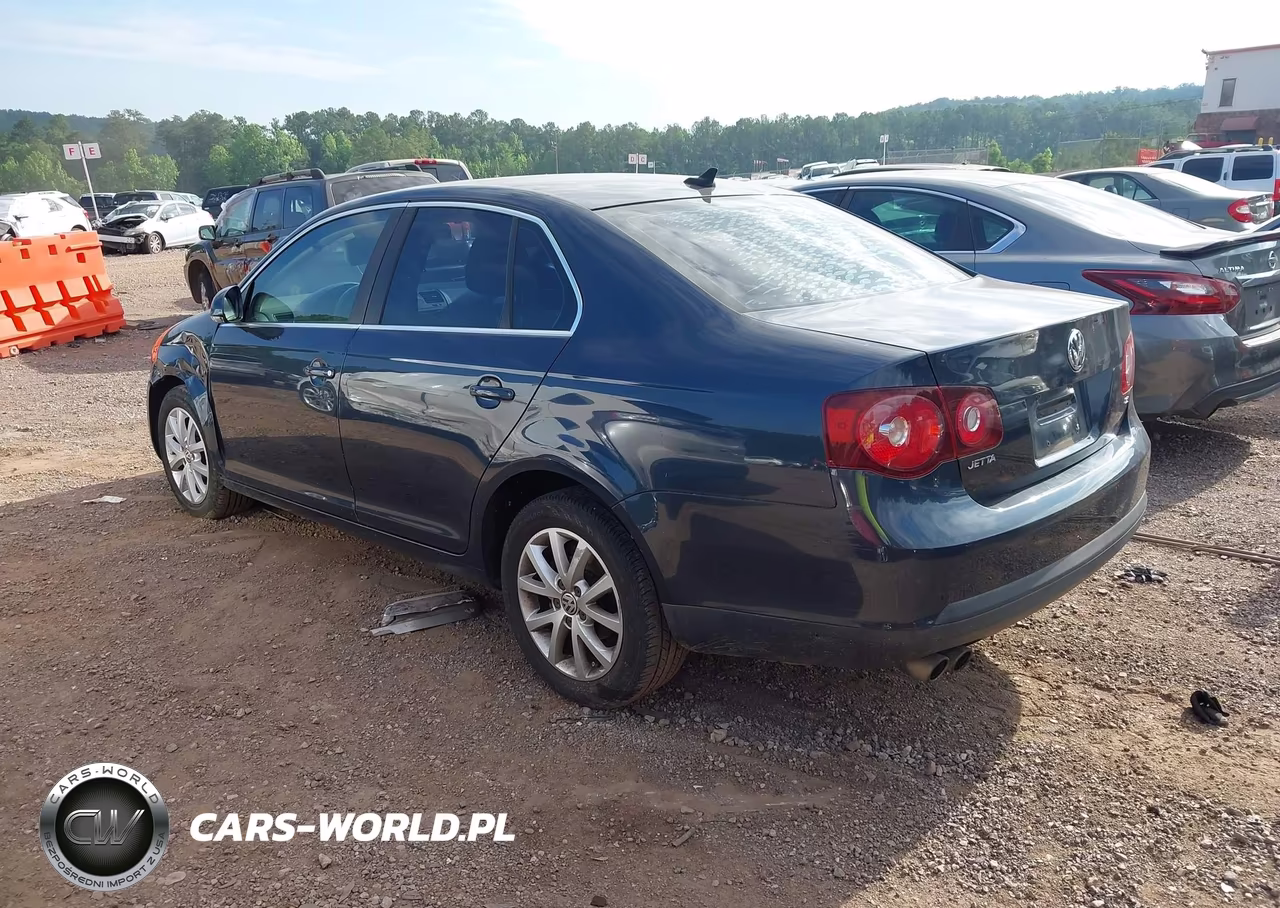 2010 Volkswagen Jetta Limited Edition-Se-Sel VIN:3VWRX7AJ1AM063624 - 3