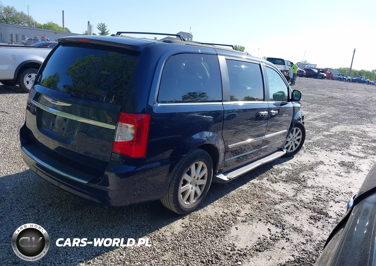2012 Chrysler Town & Country Touring-L VIN:2C4RC1CG2CR411326 - 4
