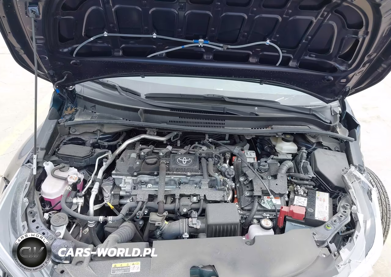 2025 Toyota Corolla Hybrid Le VIN:JTDBCMFE8S3082006 - 10