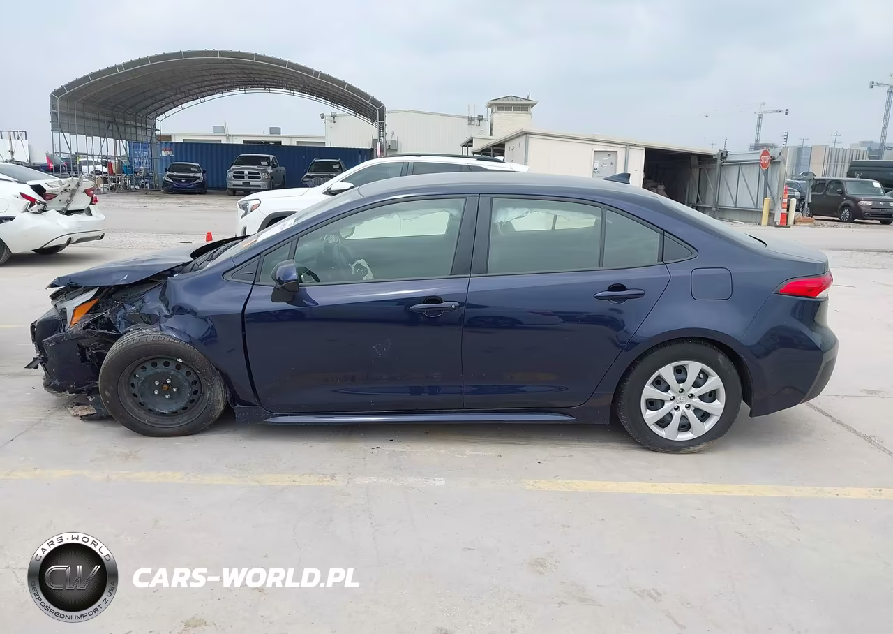 2025 Toyota Corolla Hybrid Le VIN:JTDBCMFE8S3082006 - 14