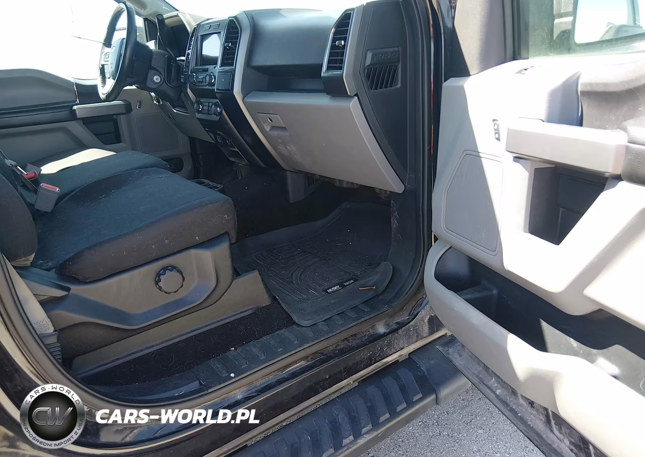 2019 Ford F-150 Xlt VIN:1FTEW1E59KKC04706 - 5