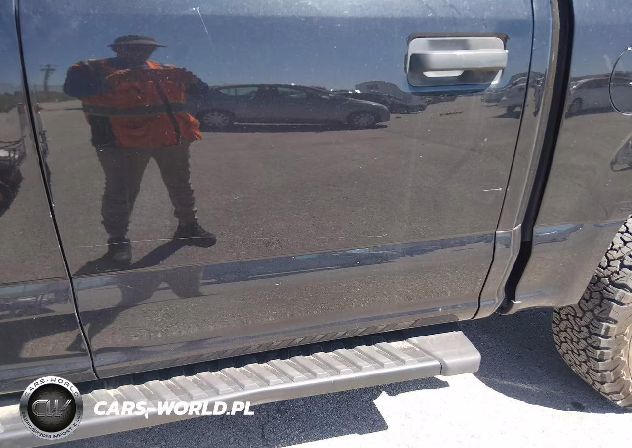 2019 Ford F-150 Xlt VIN:1FTEW1E59KKC04706 - 6