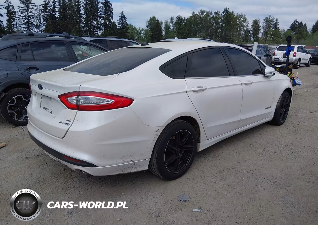 2013 Ford Fusion Hybrid Se VIN:3FA6P0LUXDR144932 - 4