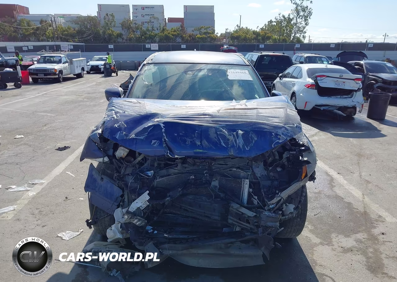 2019 Nissan Rogue S VIN:JN8AT2MT0KW253965 - 13
