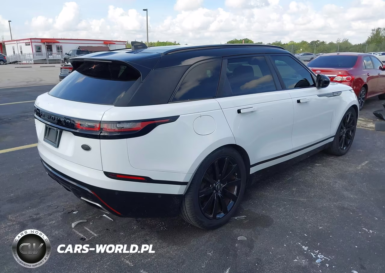 2020 Land Rover Range Rover Velar P380 R-Dynamic Hse VIN:SALYM2EV0LA256623 - 4