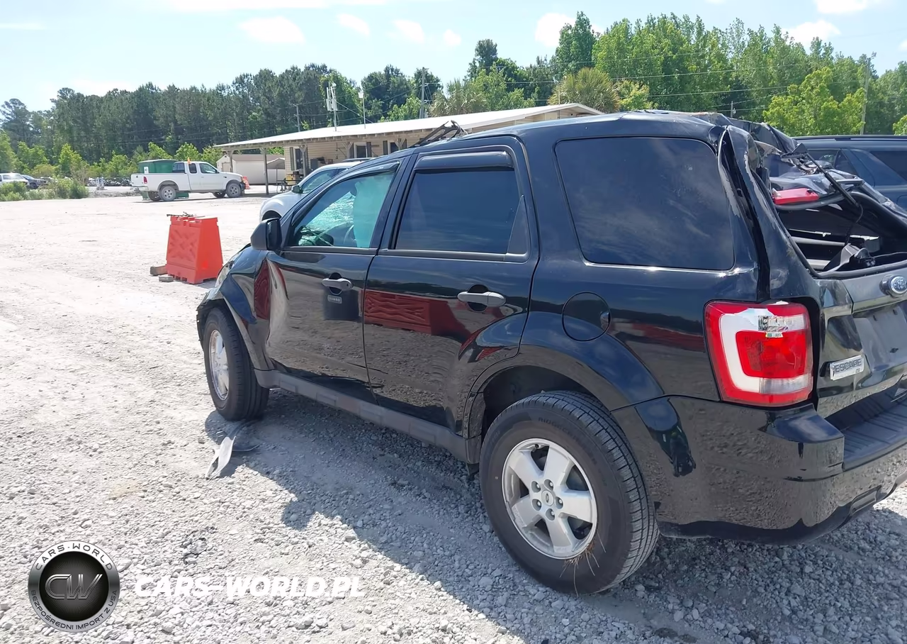 2012 Ford Escape Xlt VIN:1FMCU0D73CKB73833 - 3