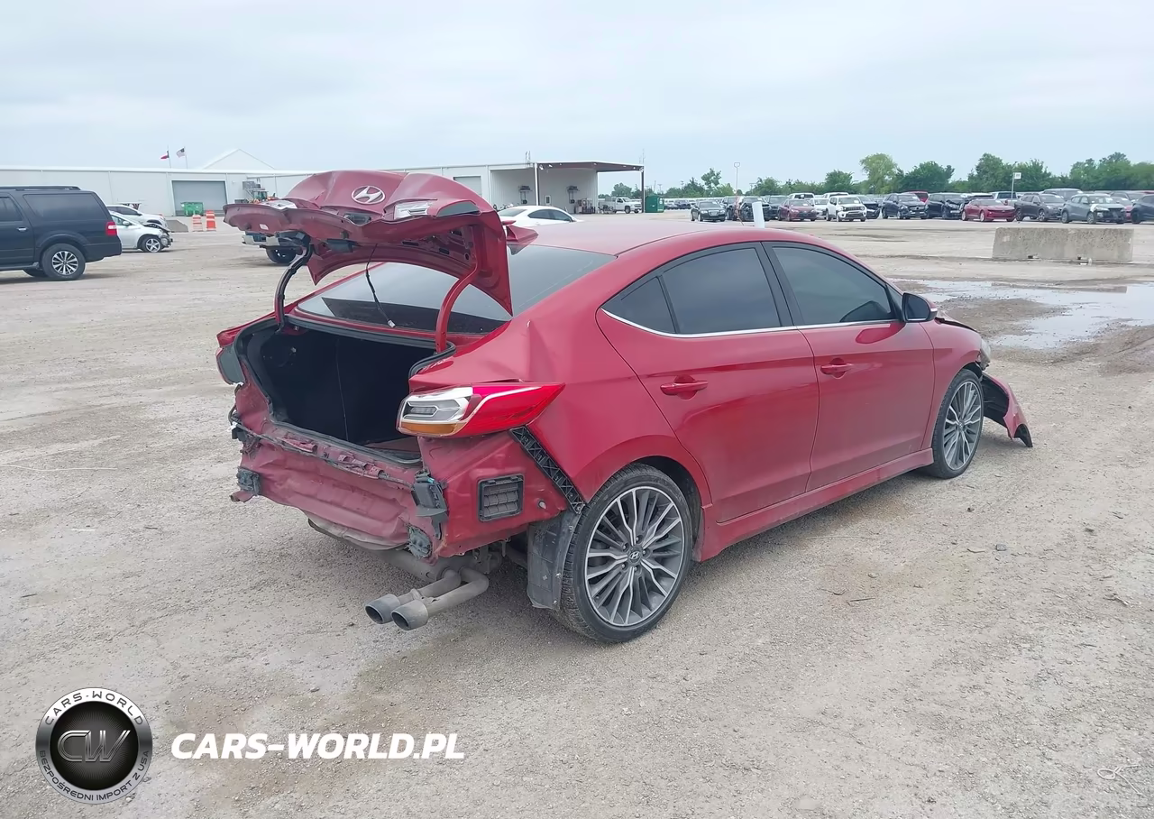 2018 Hyundai Elantra Sport VIN:KMHD04LB9JU485086 - 4
