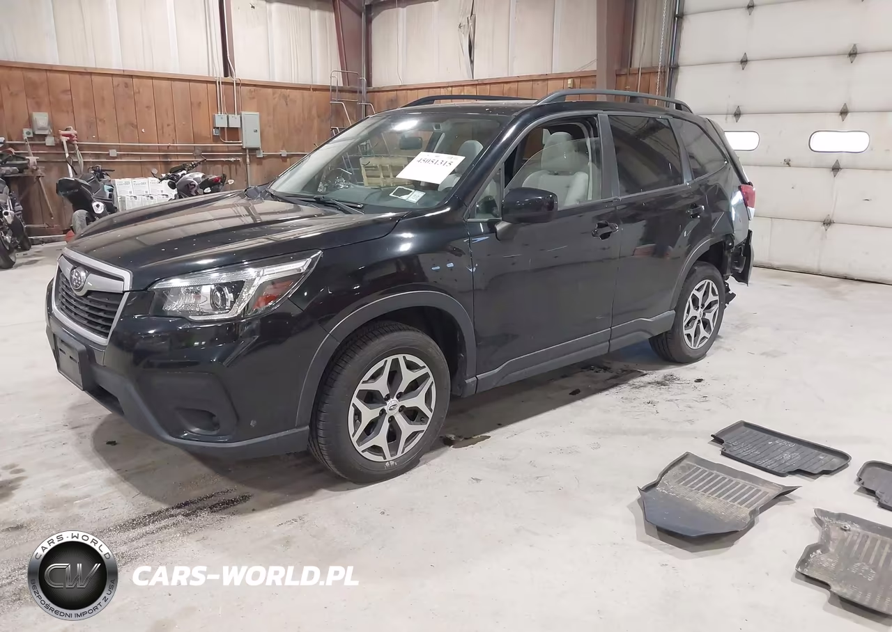 2019 Subaru Forester Premium VIN:JF2SKAGC8KH507534 - 2