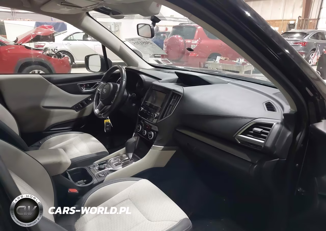 2019 Subaru Forester Premium VIN:JF2SKAGC8KH507534 - 5