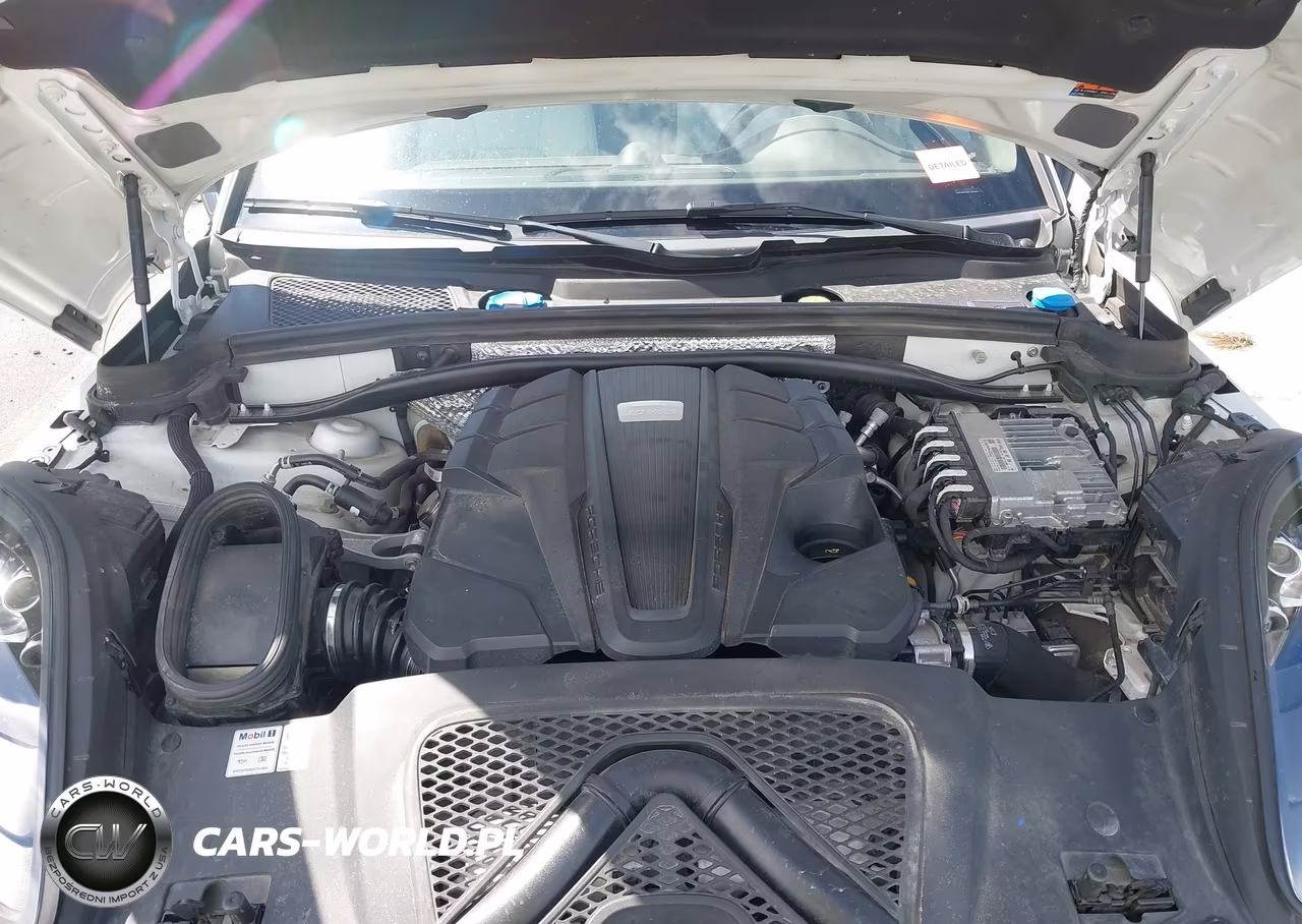 2020 Porsche Macan S VIN:WP1AB2A58LLB33644 - 10